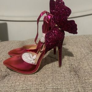 Neon Pink Butterfly Pumps Women’s Size 6